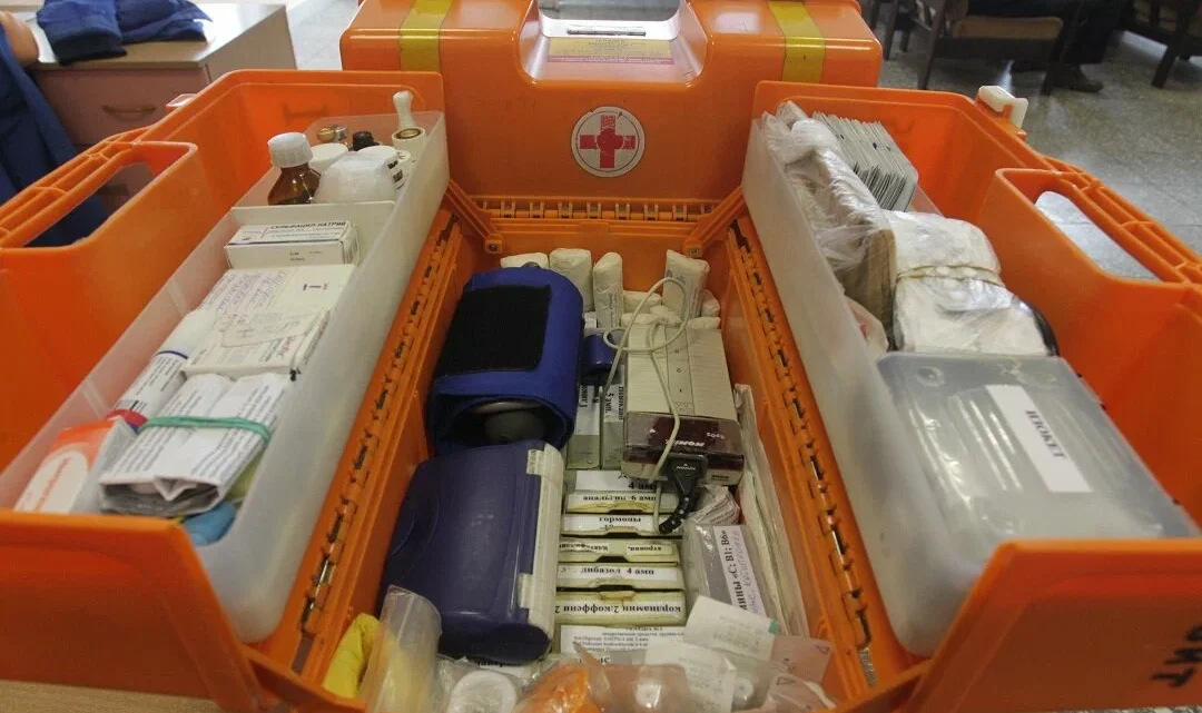 Врачебные наборы неотложной помощи: ключ к быстрому реагированию и спасению жизней